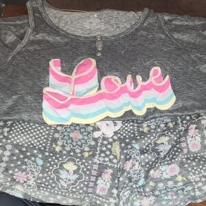 Secret Treasures Gray Women Pjs Set Tee with Multicolor 'Love' Design Set
